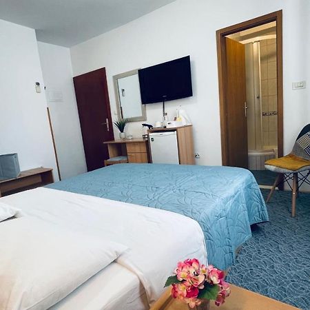 Apartmens And Rooms Madunic V Split Ngoại thất bức ảnh