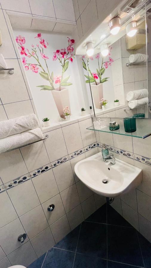 Apartmens And Rooms Madunic V Split Ngoại thất bức ảnh
