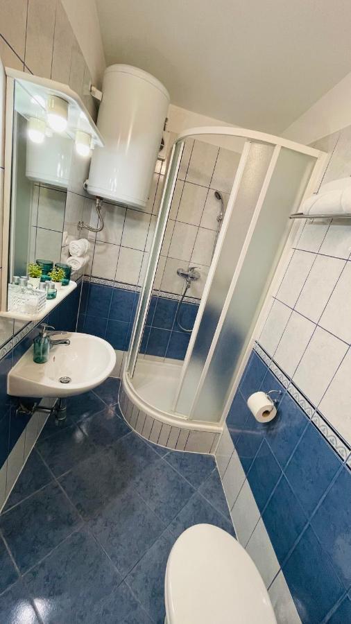 Apartmens And Rooms Madunic V Split Ngoại thất bức ảnh