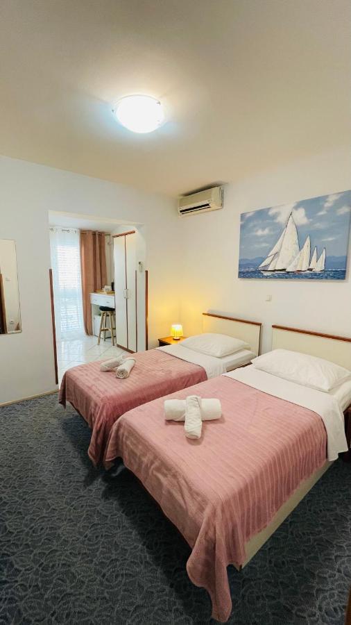 Apartmens And Rooms Madunic V Split Ngoại thất bức ảnh