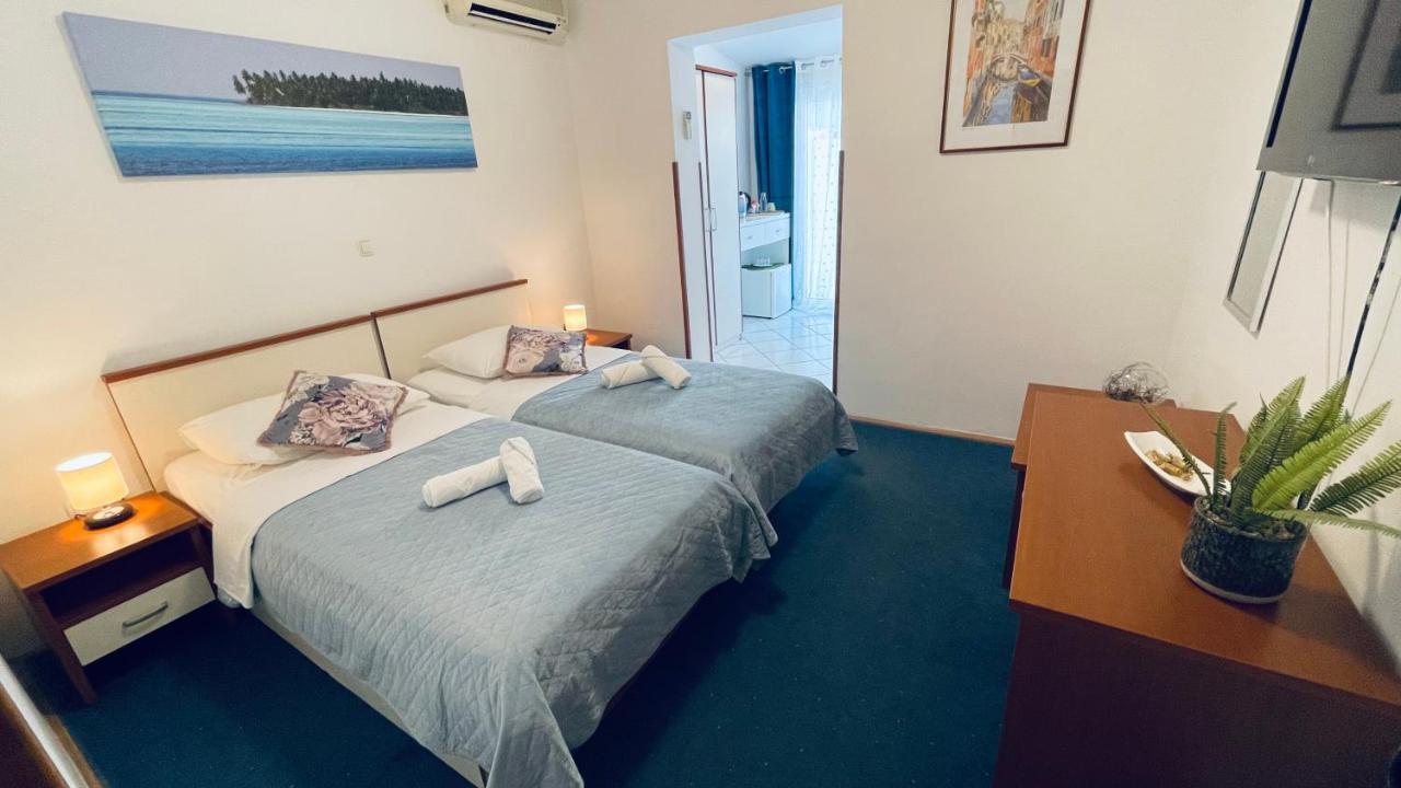 Apartmens And Rooms Madunic V Split Ngoại thất bức ảnh